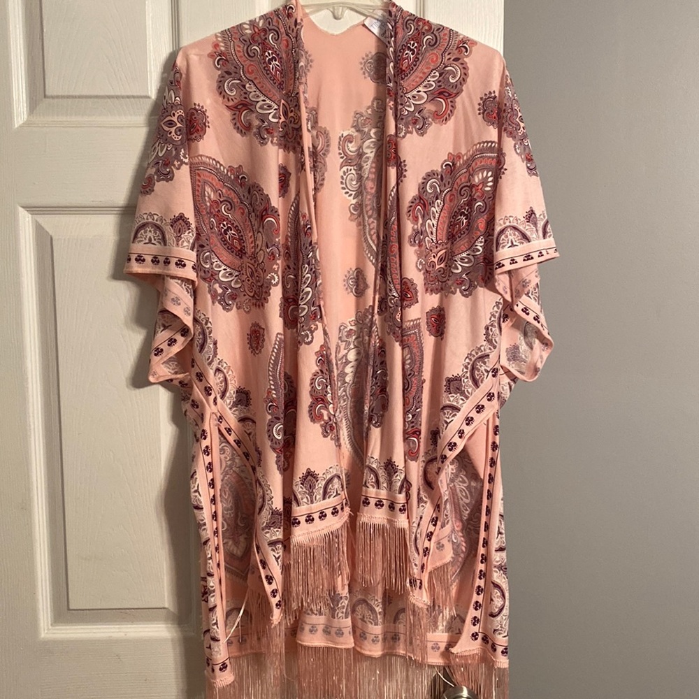 Time and Tru One Size Fringed Kimono